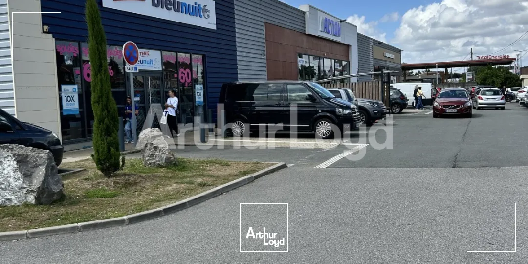 Locaux commerciaux - Location - LENS - 62300 - 394-394 - 7722227