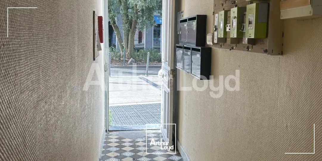 Locaux commerciaux - Cession - LILLE - 59000 - 82-82 - 7722239