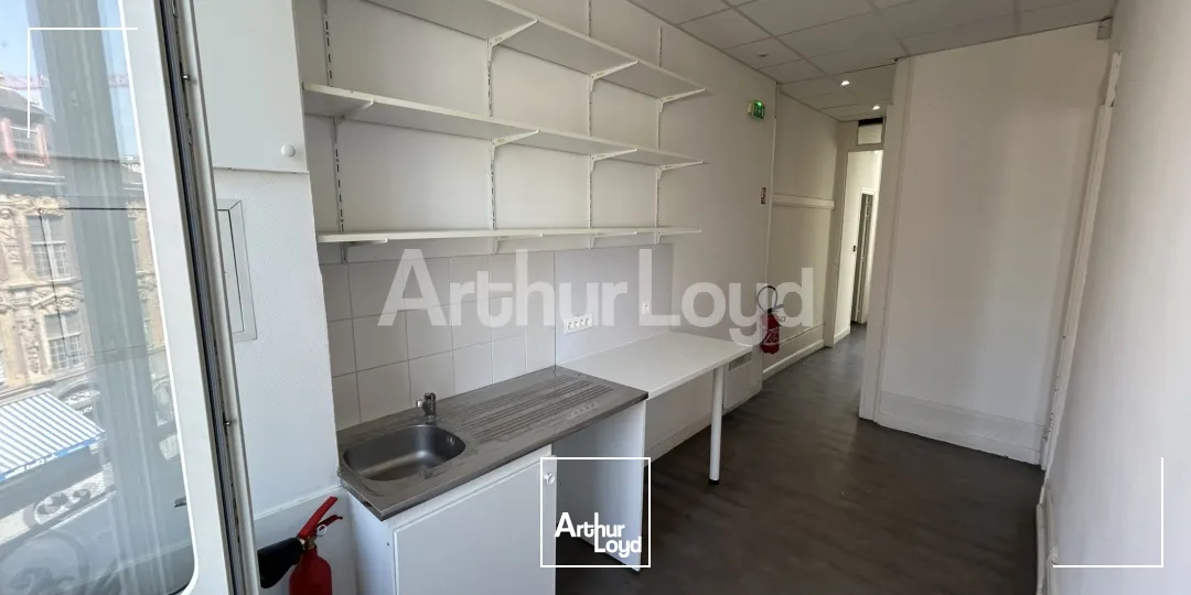 Locaux commerciaux - Location - LILLE - 59000 - 598.4-598.4 - 7722249