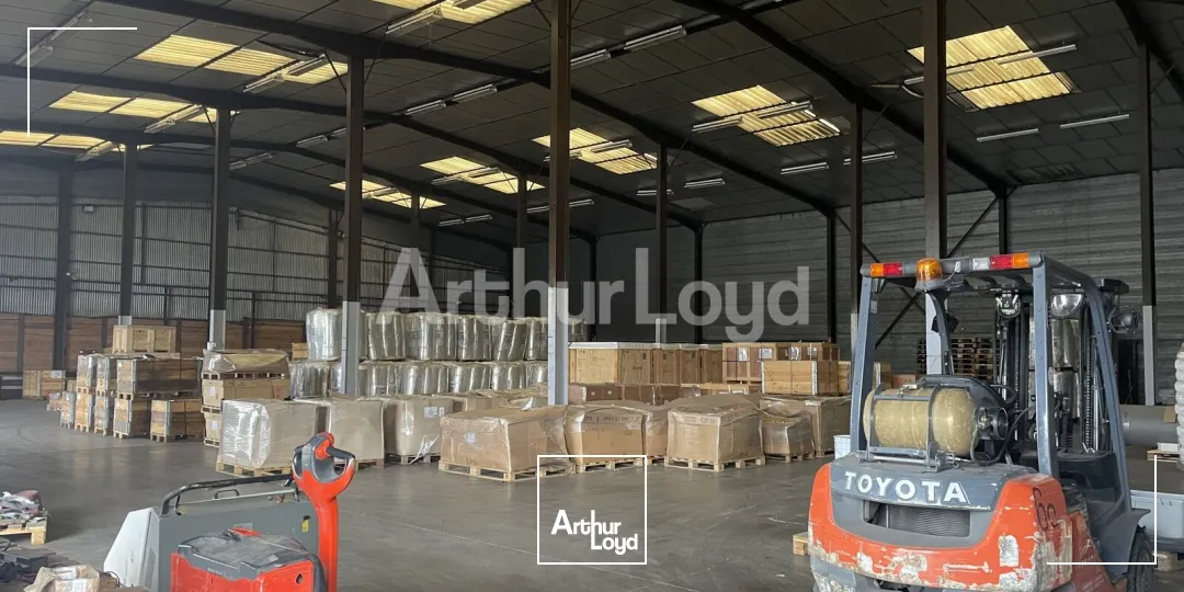 Locaux d'activité & Entrepôts - Vente - FONTAINE NOTRE DAME - 59400 - 2500-2500 - 7722849