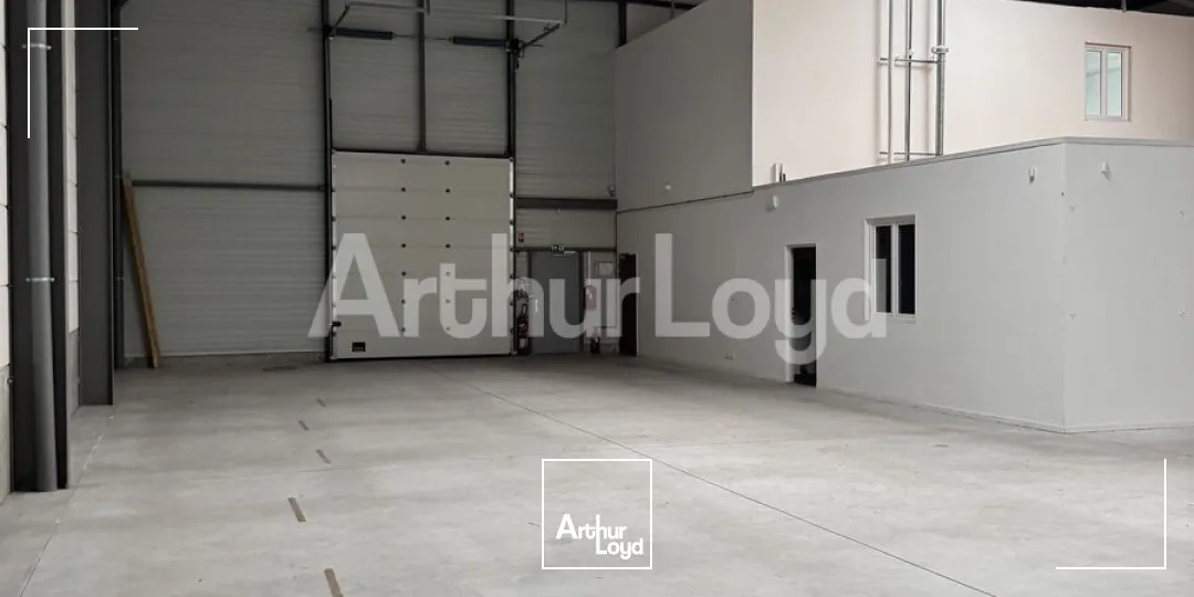 Locaux d'activité & Entrepôts - Location - MARCQ EN BAROEUL - 59700 - 553-553 - 7723252