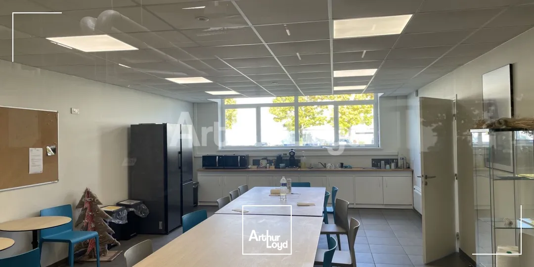 Locaux d'activité & Entrepôts - Vente - BETHUNE - 62400 - 6000-6000 - 7723756