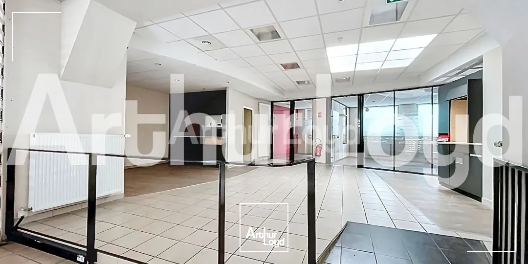 Locaux commerciaux - Location - CONDE SUR L'ESCAUT - 59163 - 215.22-215.22 - 7723886