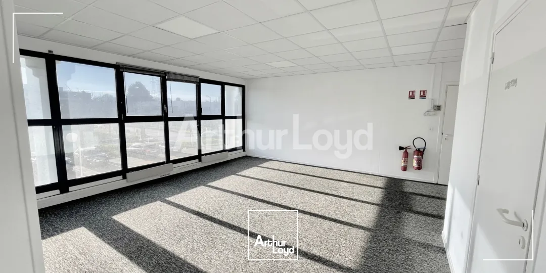 Bureaux - Location - MARCQ EN BAROEUL - 59700 - 79.45-909.96 - 7724003