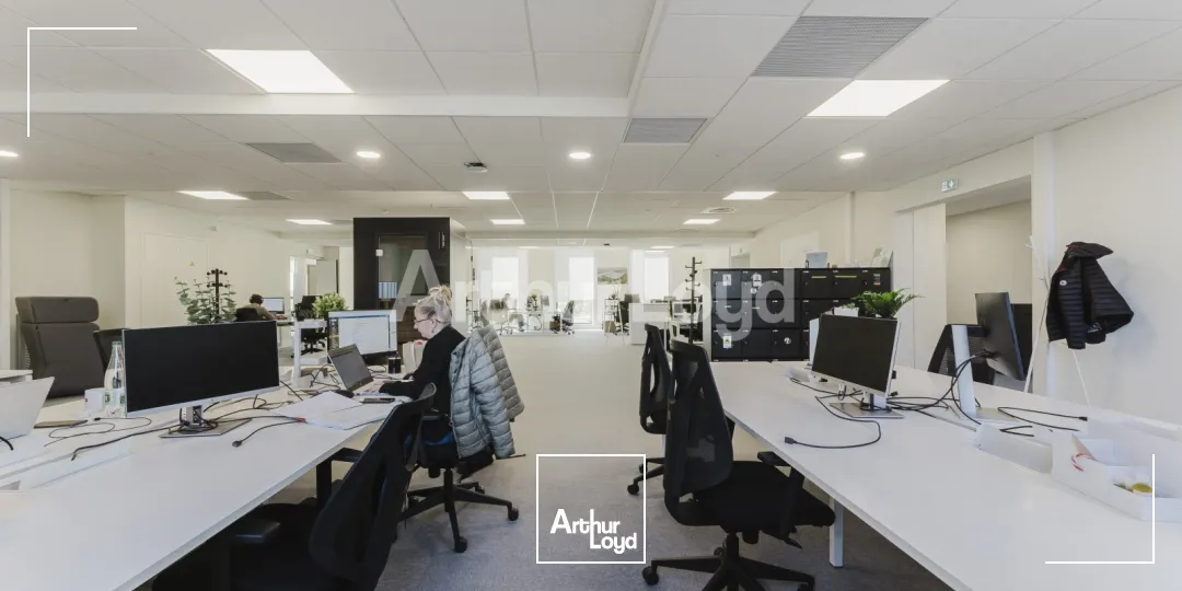 Bureaux - Location - VILLENEUVE D'ASCQ - 59650 - 82-3098 - 7724103