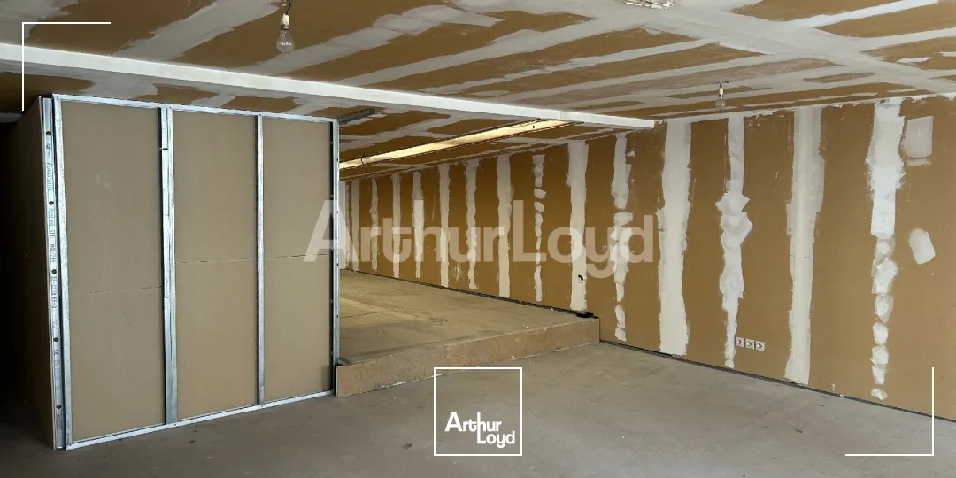 Locaux commerciaux - Location - LILLE - 59000 - 90-265 - 7724186