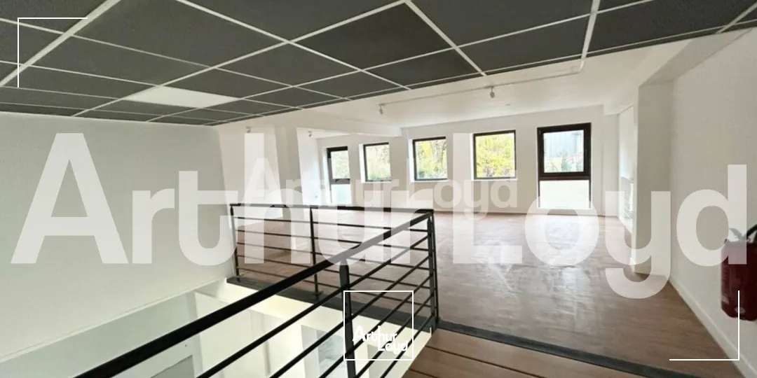 Locaux commerciaux - Location - MARCQ EN BAROEUL - 59700 - 168-168 - 7724304