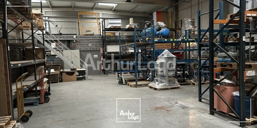 Locaux d'activité & Entrepôts - Location - HALLENNES LEZ HAUBOURDIN - 59320 - 930-930 - 7724624