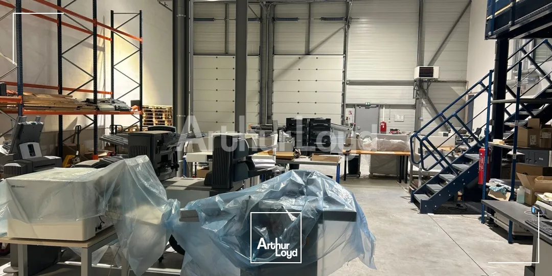 Locaux d'activité & Entrepôts - Location - MARCQ EN BAROEUL - 59700 - 849-849 - 7725044