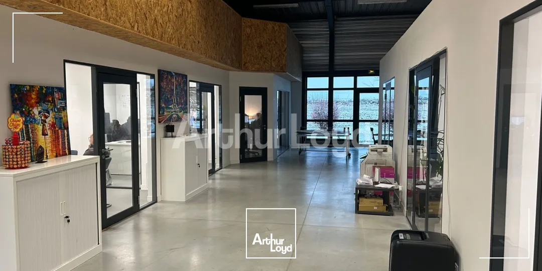 Locaux d'activité & Entrepôts - Location - PONT A MARCQ - 59710 - 245-245 - 7725136