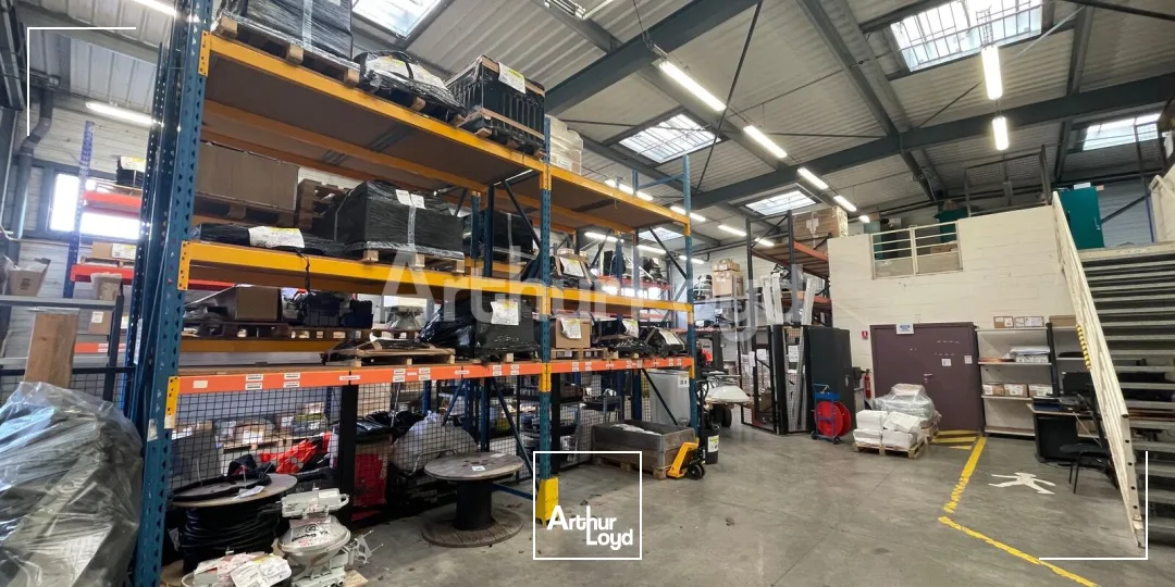 Locaux d'activité & Entrepôts - Location - CUINCY - 59553 - 240-905 - 7725210