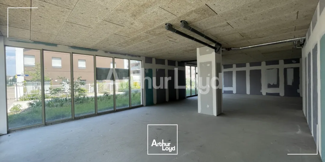 Locaux commerciaux - Location - VILLENEUVE D'ASCQ - 59650 - 132-132 - 7725285