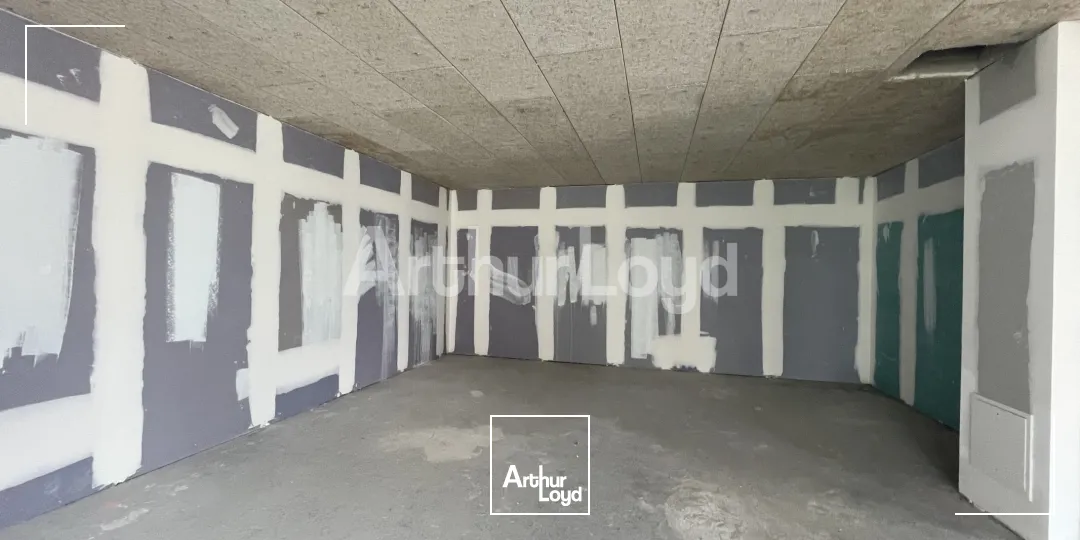 Locaux commerciaux - Location - VILLENEUVE D'ASCQ - 59650 - 132-132 - 7725286