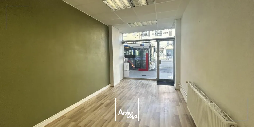 Locaux commerciaux - Location - CHALON SUR SAONE - 71100 - 30-30 - 7725416