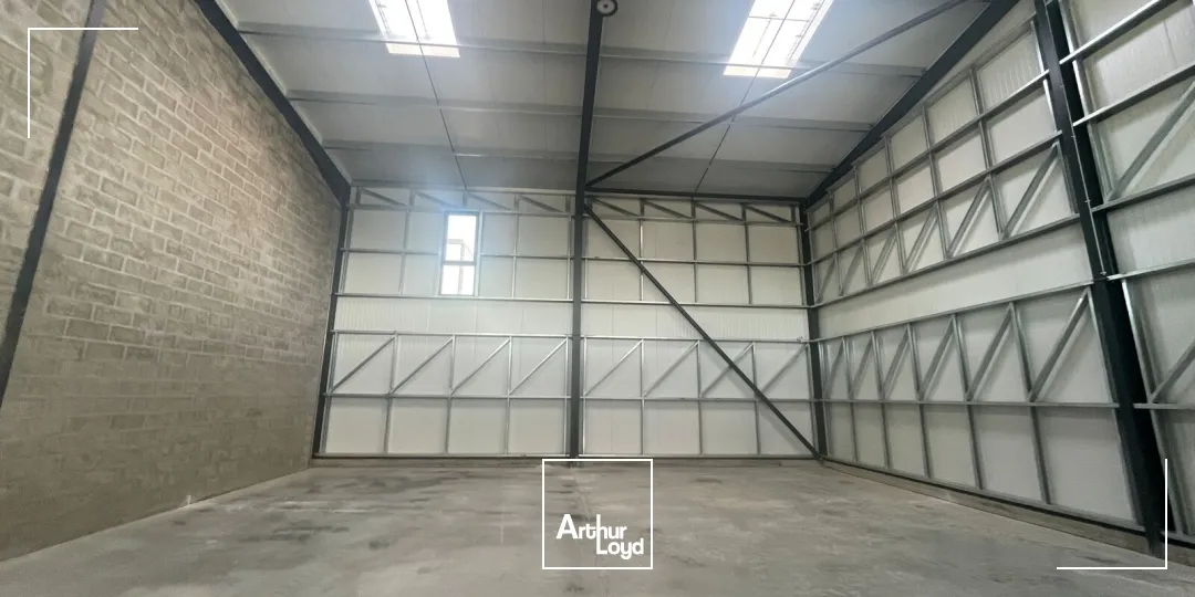 Locaux d'activité & Entrepôts - Vente - LABOISSIERE EN THELLE - 60570 - 250-250 - 7725543