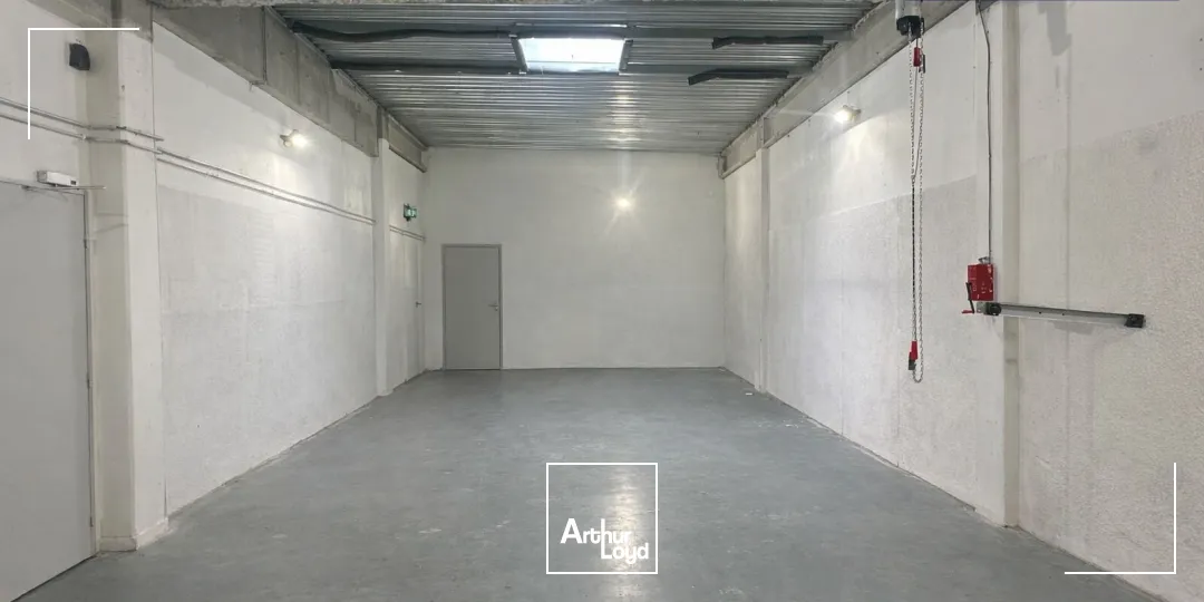 Locaux d'activité & Entrepôts - Location - AIX EN PROVENCE - 13290 - 330-330 - 7725566