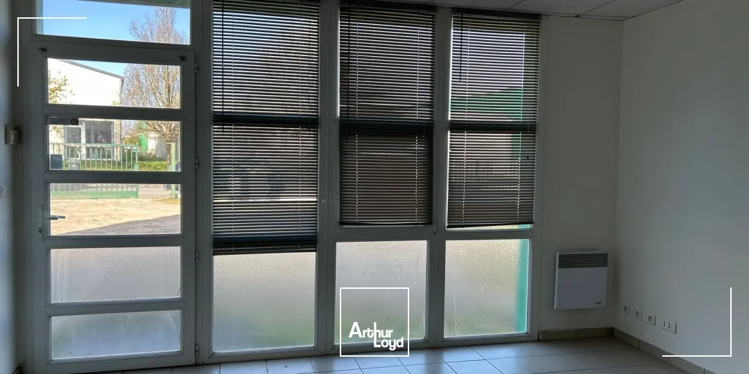 Locaux d'activité & Entrepôts - Location - SAINT BREVIN LES PINS - 44250 - 200-200 - 7725808