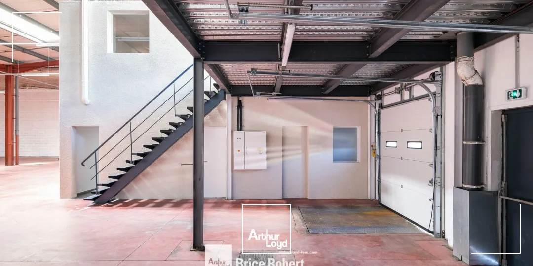 Locaux d'activité & Entrepôts - Location - CORBAS - 69960 - 1247-6034 - 7726000