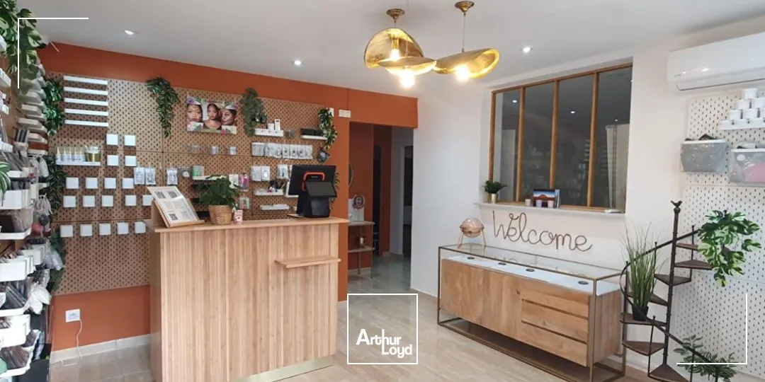 Locaux commerciaux - Cession - Fort De France - 97200 - 64-64 - 7726180