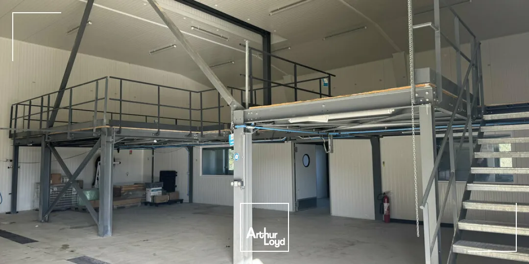 Locaux d'activité & Entrepôts - Location - MONTEUX - 84170 - 500-500 - 7726215