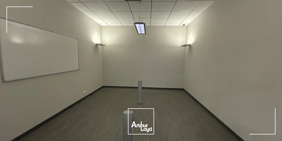 Locaux d'activité & Entrepôts - Location - FAMECK - 57290 - 1200-1200 - 7726235