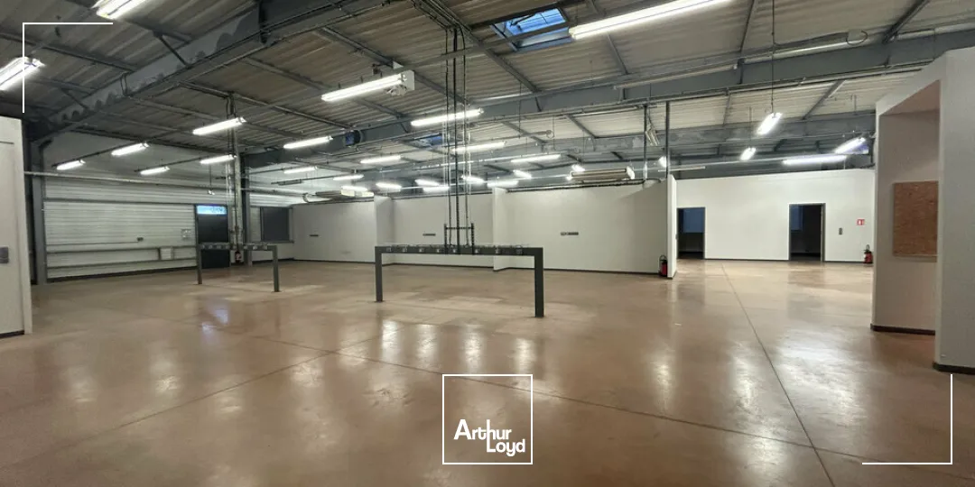 Locaux d'activité & Entrepôts - Location - FAMECK - 57290 - 1200-1200 - 7726229