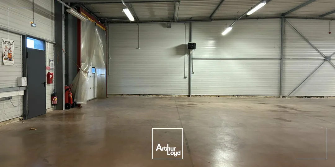 Locaux d'activité & Entrepôts - Location - FAMECK - 57290 - 1200-1200 - 7726233