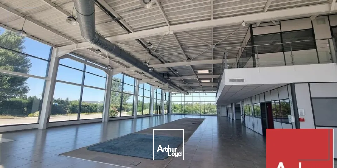 Locaux commerciaux - Location - MONTELIMAR - 26200 - 880-880 - 7726352