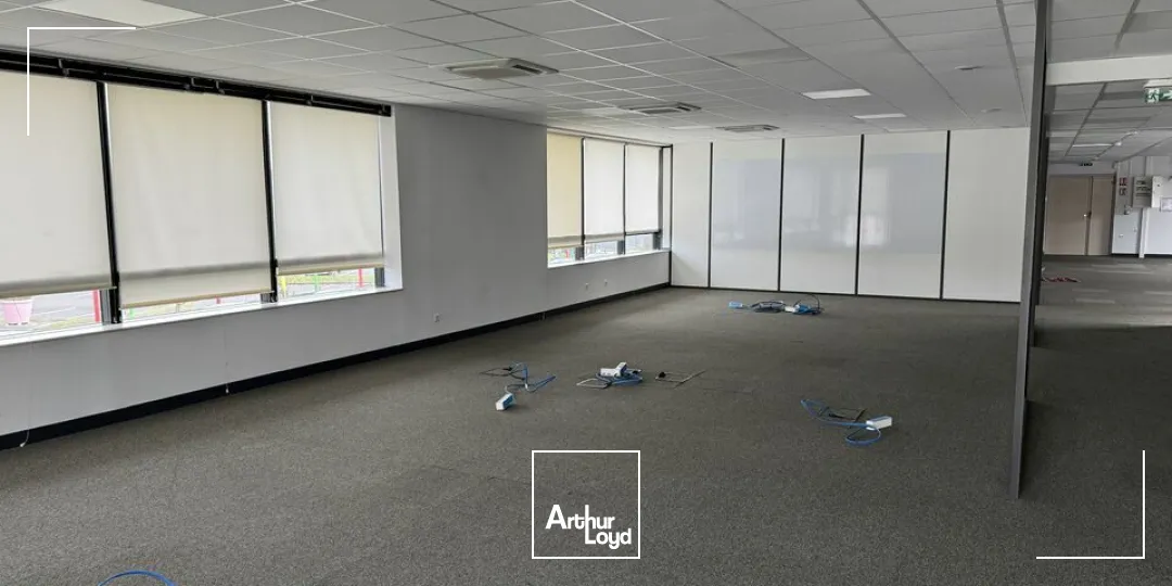 Bureaux - Location - TOURS - 37200 - 892-892 - 7726548