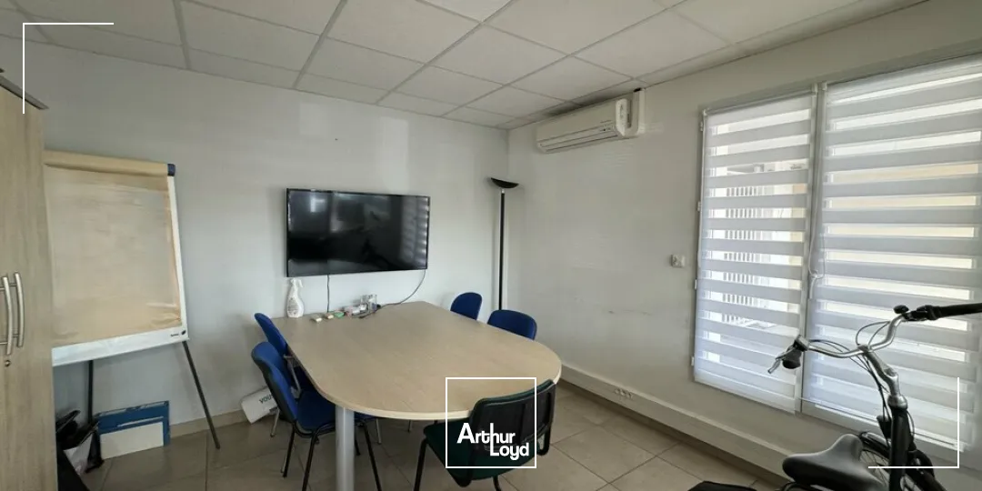 Locaux commerciaux - Location - CHAMBRAY LES TOURS - 37170 - 56-56 - 7726564