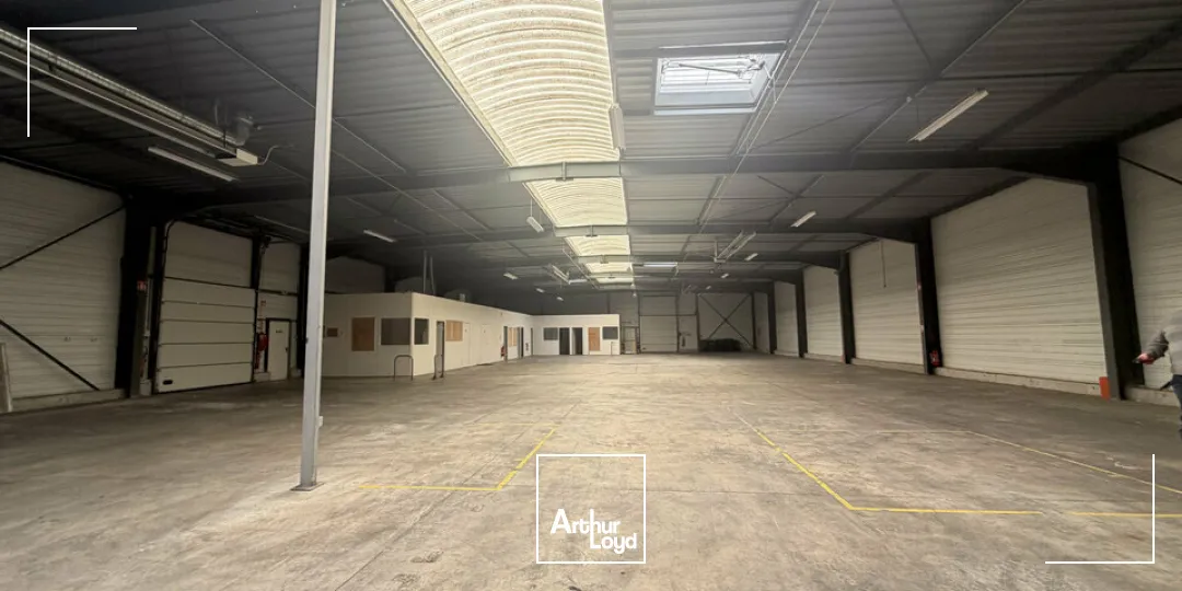 Locaux d'activité & Entrepôts - Location - BOURGES - 18000 - 1118-1118 - 7726574