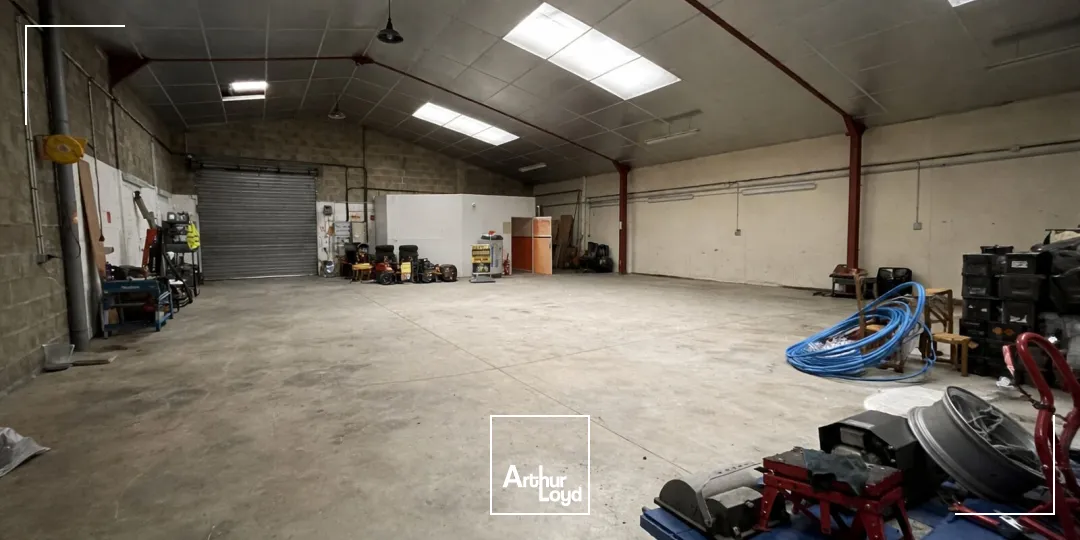 Locaux d'activité & Entrepôts - Location - VANNES - 56000 - 260-260 - 7726728