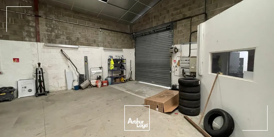 Locaux d'activité & Entrepôts - Location - VANNES - 56000 - 260-260 - 7726725