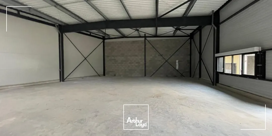 Locaux d'activité & Entrepôts - Location - SAINT AVE - 56890 - 237.7-237.7 - 7726735