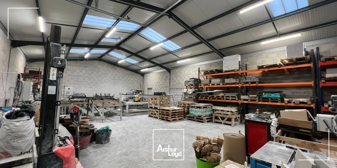 Locaux d'activité & Entrepôts - Location - SAINT LEGER SUR ROANNE - 42155 - 295-295 - 7726769