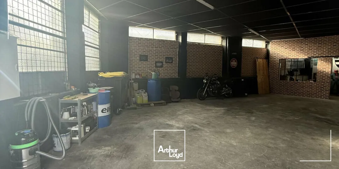 Locaux d'activité & Entrepôts - Location - BRIVE-LA-GAILLARDE - 19100 - 323-323 - 7727364