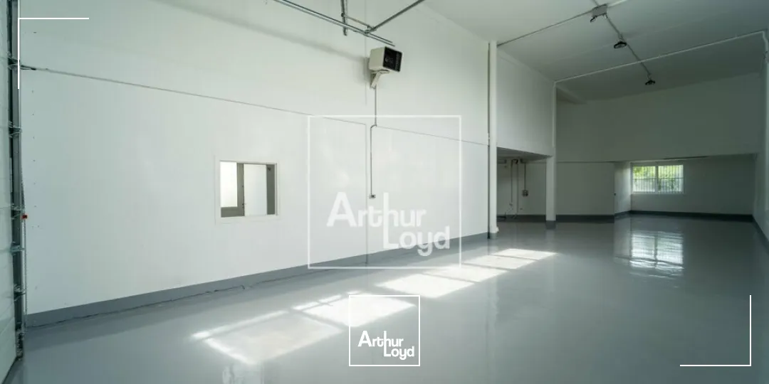 Locaux d'activité & Entrepôts - Location - EVRY - 91000 - 217-657 - 7727389