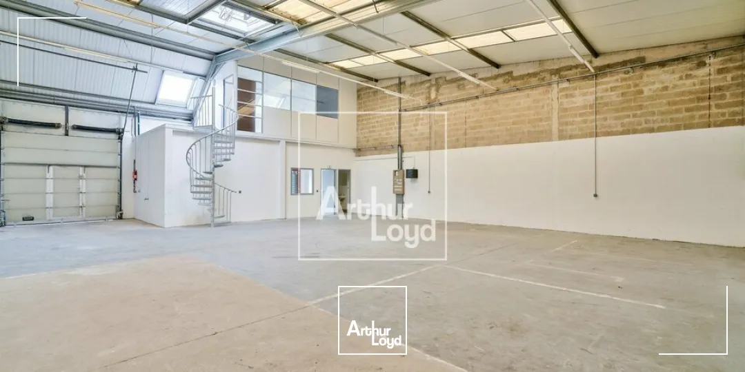 Locaux d'activité & Entrepôts - Location - EVRY - 91000 - 217-657 - 7727391