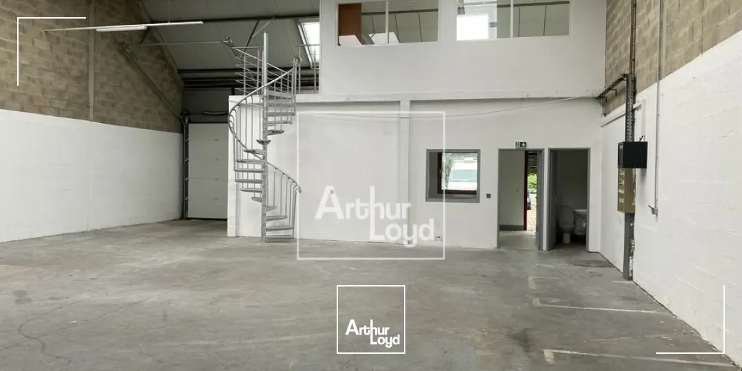 Locaux d'activité & Entrepôts - Location - EVRY - 91000 - 217-657 - 7727396