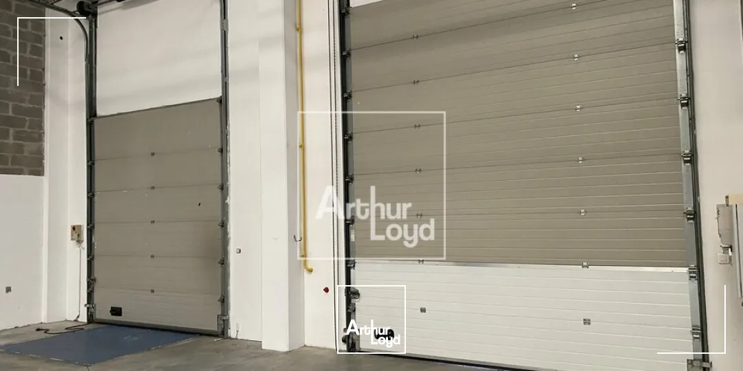 Locaux d'activité & Entrepôts - Location - MOISSY CRAMAYEL - 77550 - 760-760 - 7727416