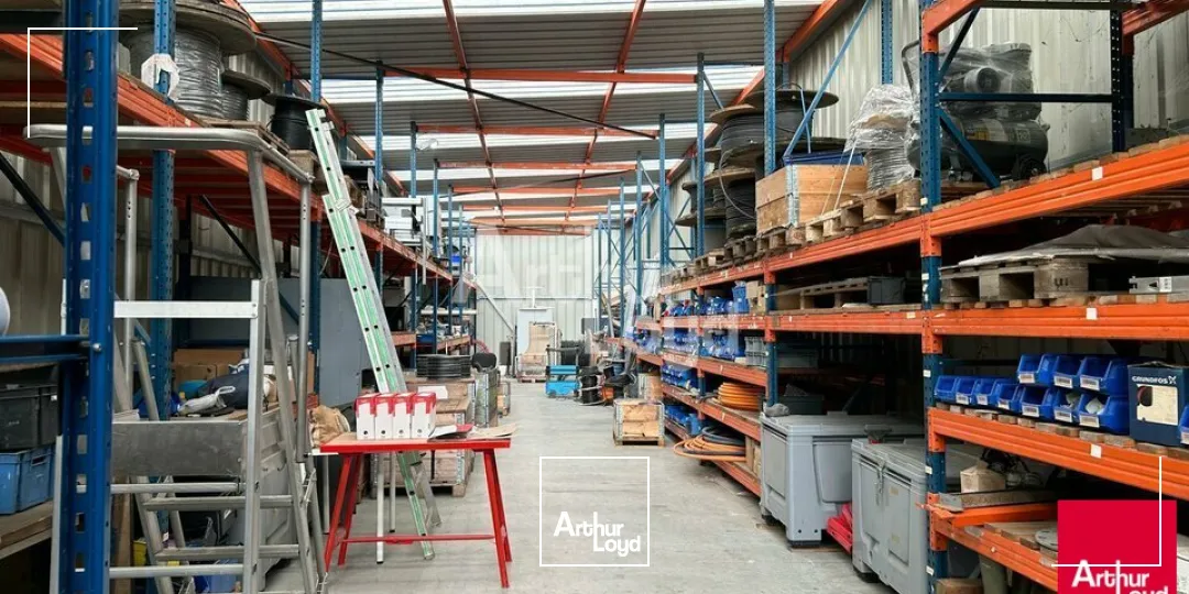 Locaux d'activité & Entrepôts - Vente - LA CHAUSSEE SAINT VICTOR - 41260 - 1350-1350 - 7727469