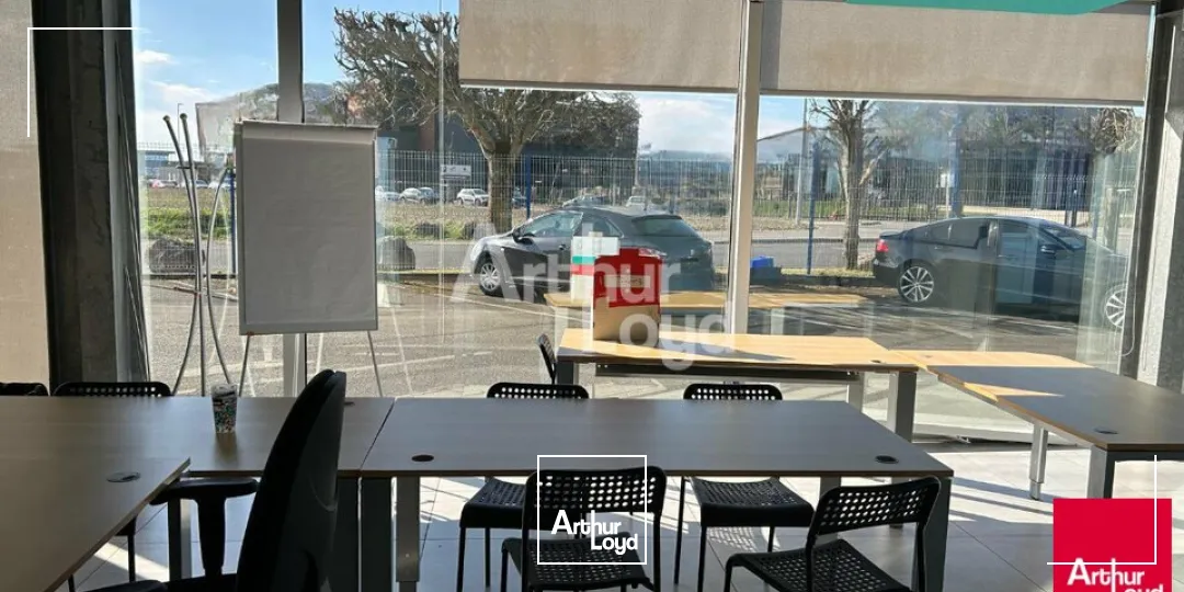 Locaux d'activité & Entrepôts - Vente - LA CHAUSSEE SAINT VICTOR - 41260 - 1350-1350 - 7727470