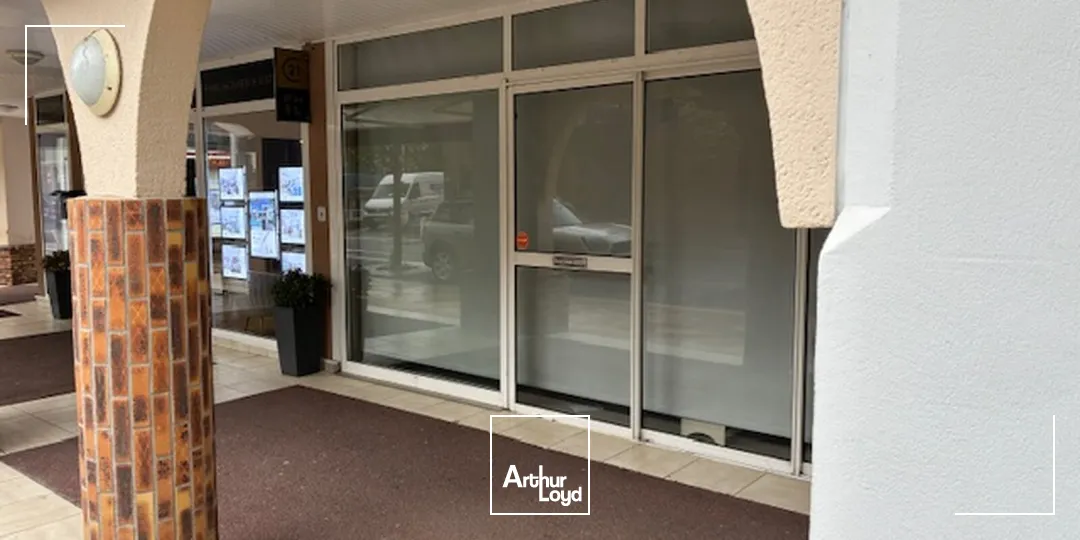 Locaux commerciaux - Location - LA BAULE ESCOUBLAC - 44500 - 42-42 - 7727771