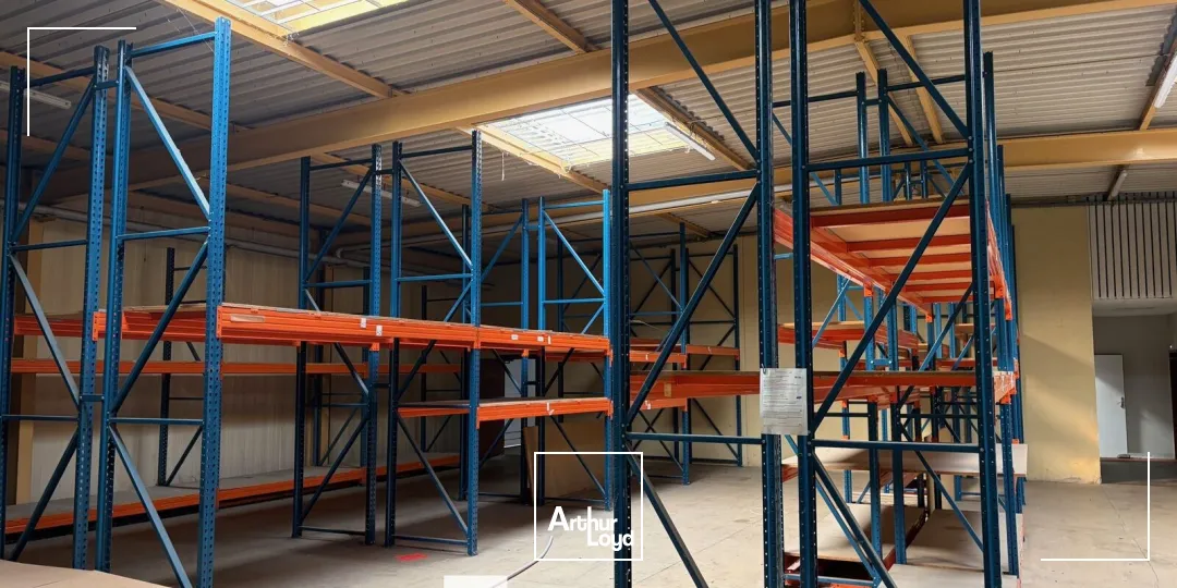 Locaux d'activité & Entrepôts - Location - VAULX EN VELIN - 69120 - 650-650 - 7728079