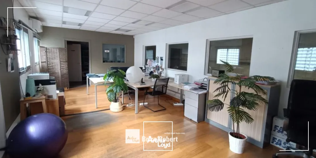 Locaux d'activité & Entrepôts - Location - SAINT GENIS LAVAL - 69230 - 650-650 - 7728089