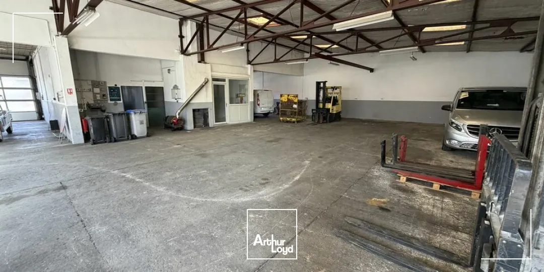 Locaux d'activité & Entrepôts - Location - VALENCE - 26000 - 332-332 - 7728205