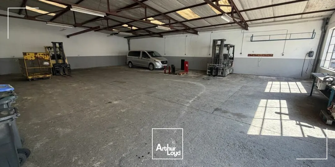 Locaux d'activité & Entrepôts - Location - VALENCE - 26000 - 332-332 - 7728206