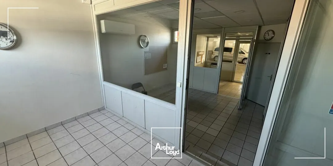 Locaux d'activité & Entrepôts - Location - VALENCE - 26000 - 332-332 - 7728207