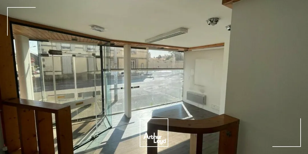 Locaux commerciaux - Location - LA ROCHE-SUR-YON - 85000 - 75-75 - 7728266