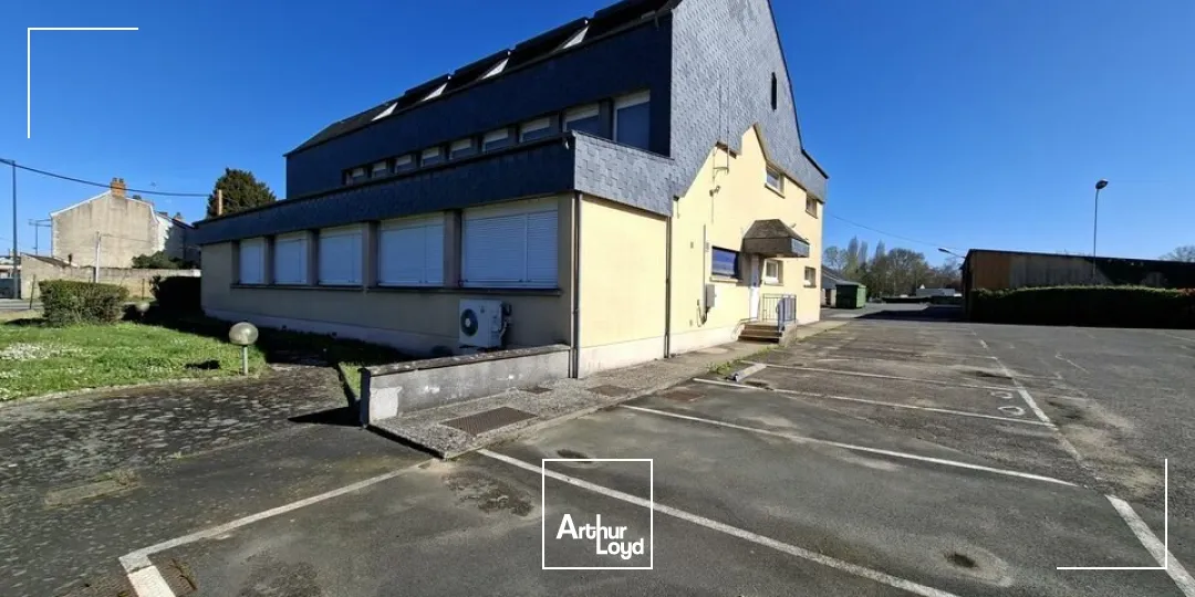 Bureaux - Vente - LA FLÈCHE - 72200 - 748-748 - 7728272
